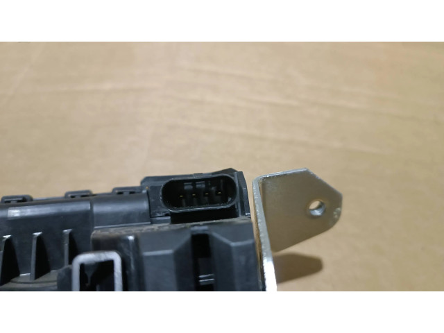 Zámek zadních dveří A0997400680 Mercedes-Benz E W213 2018