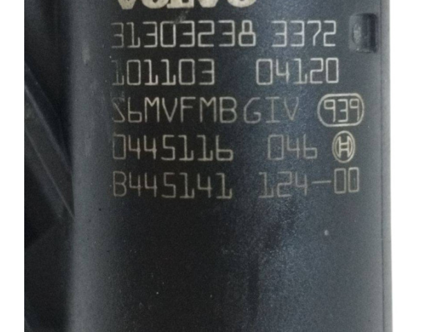 Форсунка 31303238, 0445116046    Volvo S60  D 5204 T3, D 5204 T2 
