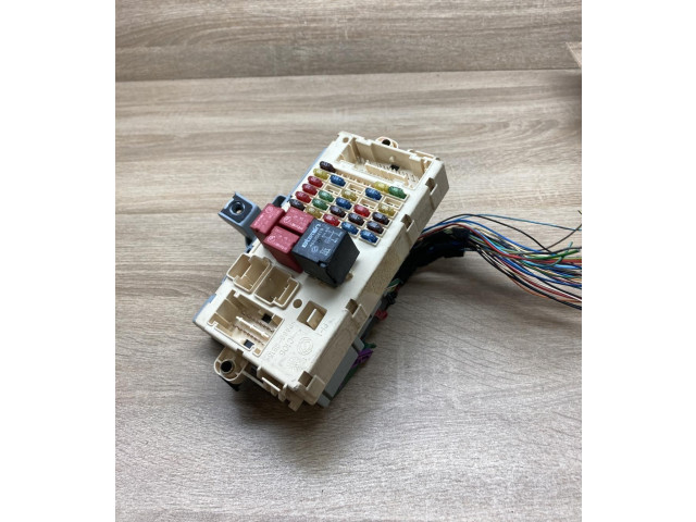   Pojistková skříňka 46520419   Fiat Stilo 2000