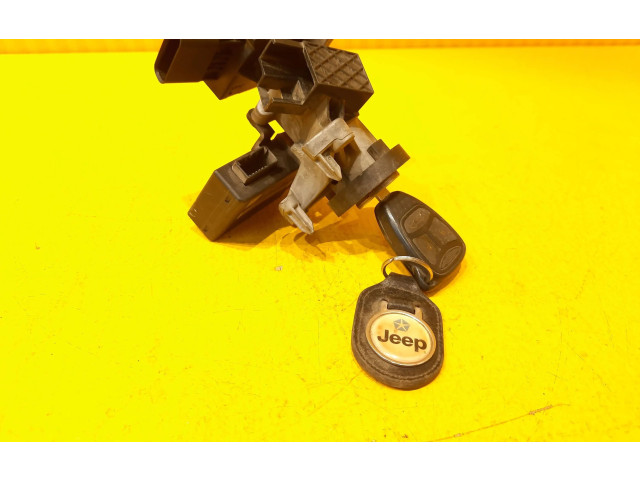 Зеркало электрическое     правое   Jeep Grand Cherokee (WK)  2005-2010 года   