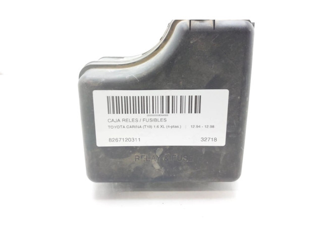 Pojistková skříňka 8267120311 Toyota Carina T190