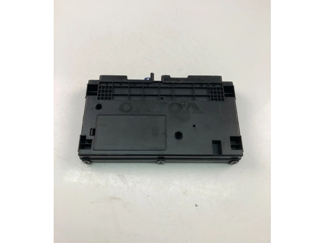 Блок управления P31676411   Volvo XC90