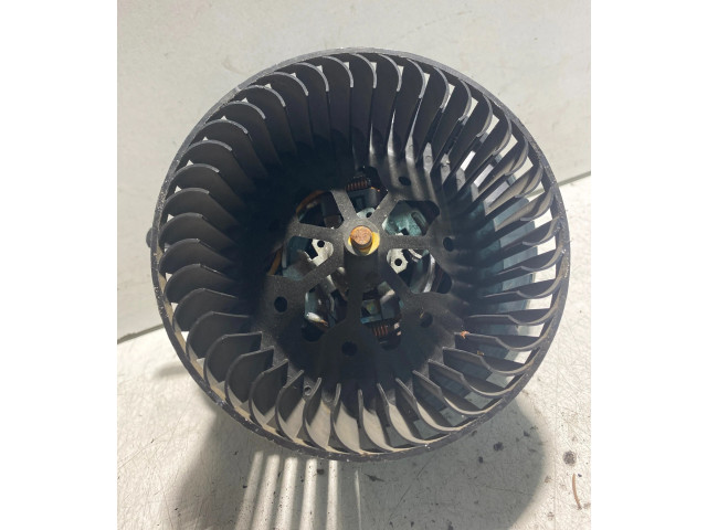 Вентилятор печки       Volkswagen Golf Plus