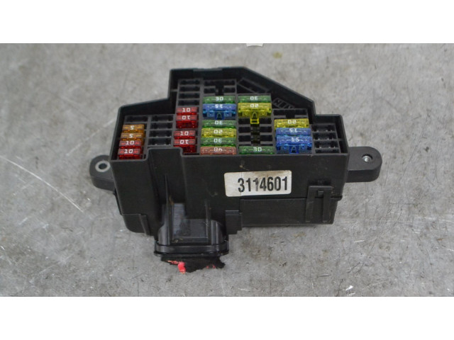 Блок предохранителей Audi A3 S3 8P