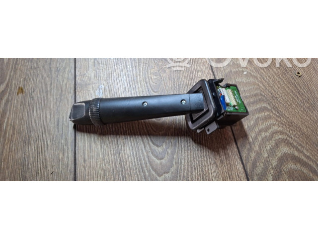 Ручка стеклоочистителей 30669742   Volvo V70