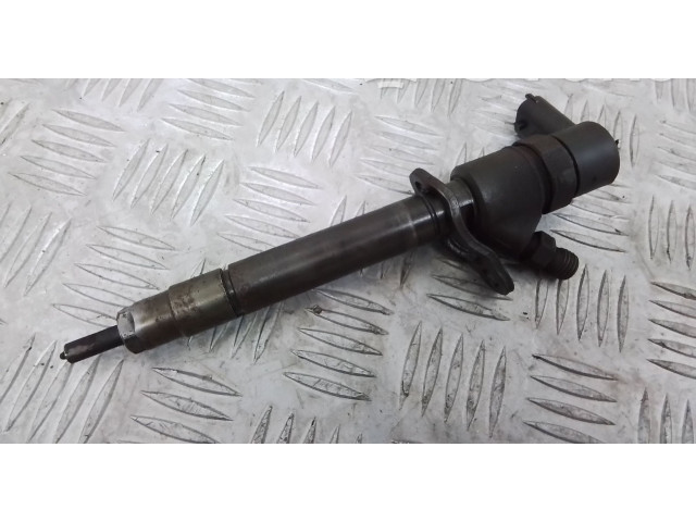 Форсунка 30777526 Volvo V70