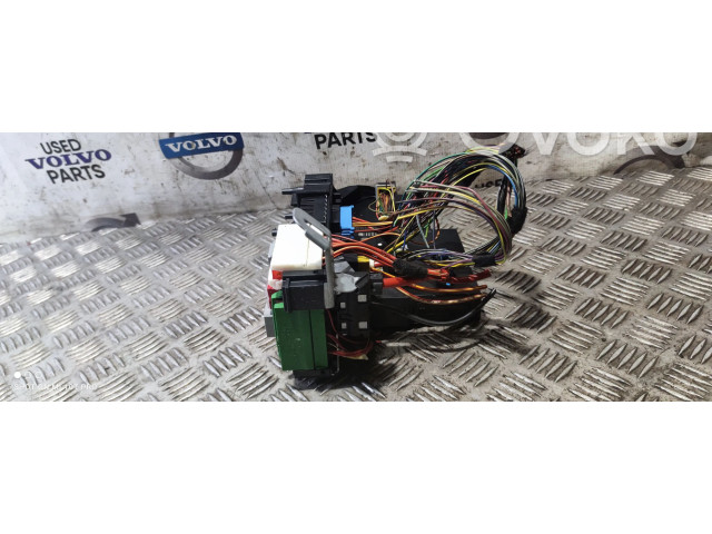   Pojistková skříňka 2129009722   Mercedes-Benz CLS C218 X218 2014