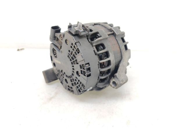 Генератор 30659131, 0125811005   Volvo V60      