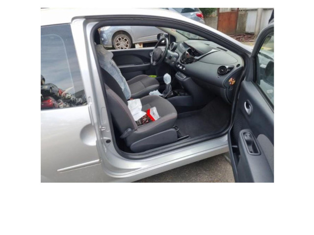 Ручка стеклоочистителей 7701048915 Renault Twingo II