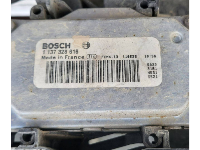 Вентилятор радиатора     1K0121205AF, 3135103803    Volkswagen Caddy 