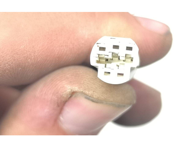 Зеркало электрическое        Daihatsu Sirion   -  года   