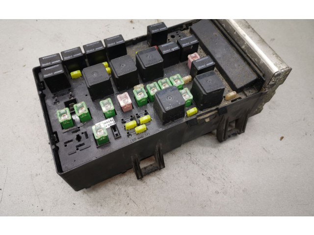   Pojistková skříňka 05144579AC   Dodge Grand Caravan 2003