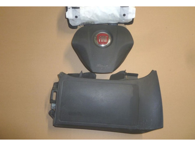 Подушка безопасности водителя 735516201, 735516201   Fiat Punto Evo