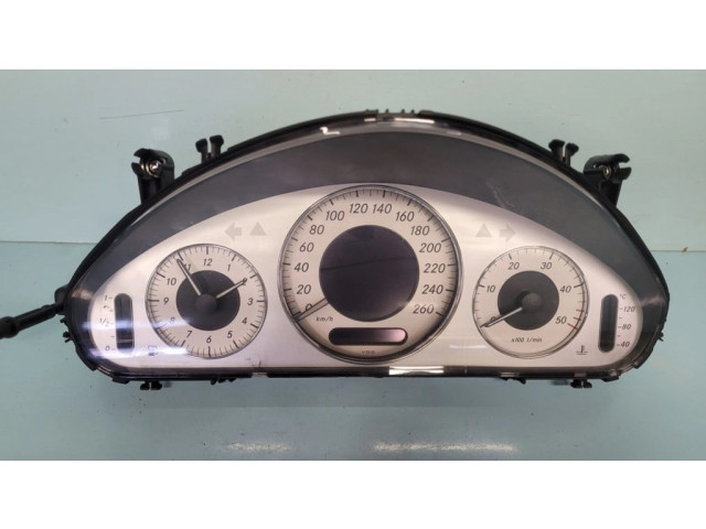 Панель приборов A2115403547   Mercedes-Benz E W211       