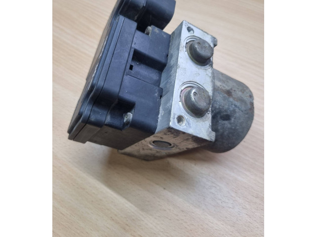 Блок АБС 2K0907379B, 00009496D1 Volkswagen Caddy 2004 - 2010 года