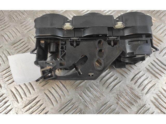 Блок управления климат-контролем Volkswagen Caddy