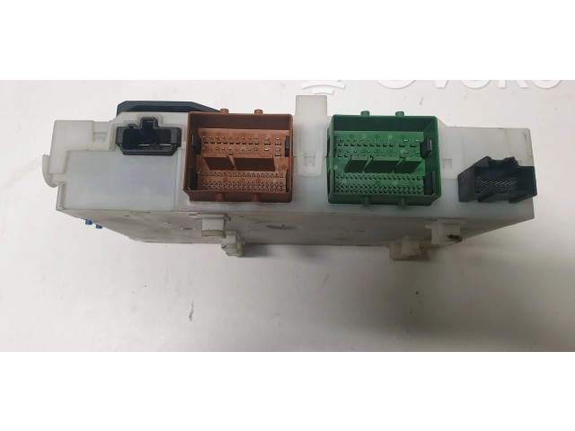 Блок предохранителей 30765624AE, 7G9T14C256FA   Volvo V70    