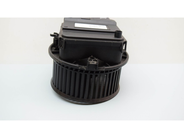Вентилятор печки 4M1820021 Audi Q5 SQ5