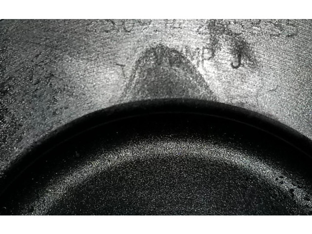 Поршень с шатуном 03L107065J, 03L107065J Volkswagen Caddy