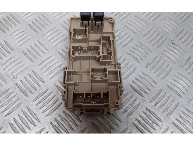 Блок предохранителей JB200400 Subaru Forester SH