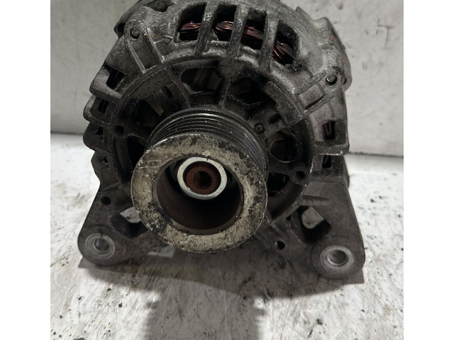 Генератор    Renault Clio III