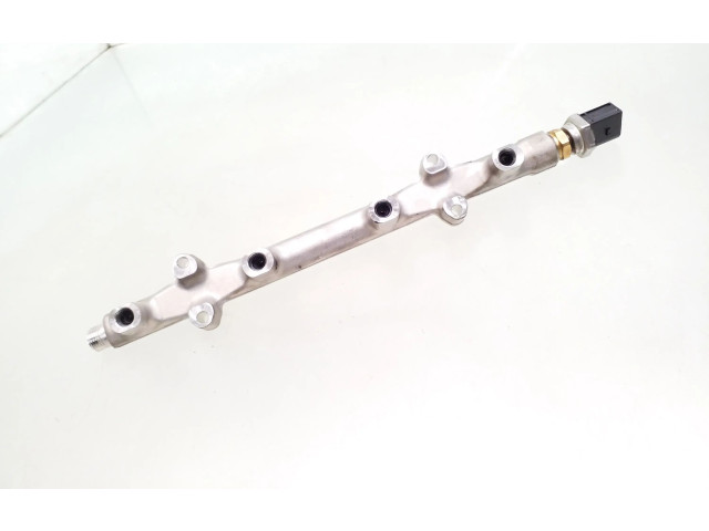 Топливная рампа 05E133320B, 04C906054C Audi Q2 - для двигателя DXDB