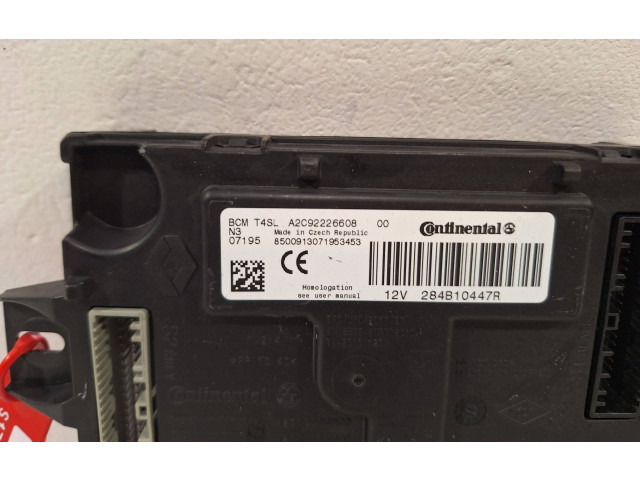 Блок управления 284B10447R Dacia Sandero