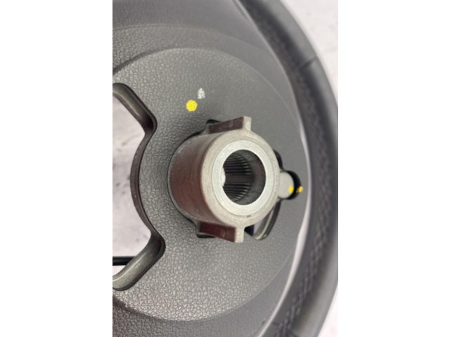 Руль Dacia Duster - года 484000872R