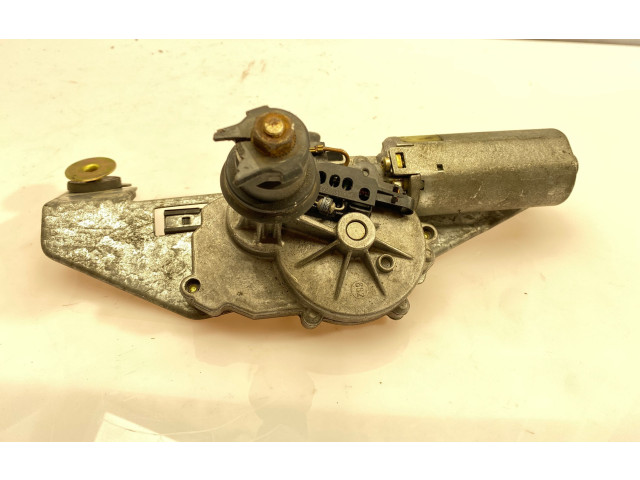 Моторчик заднего дворника 0390201529    Ford Focus