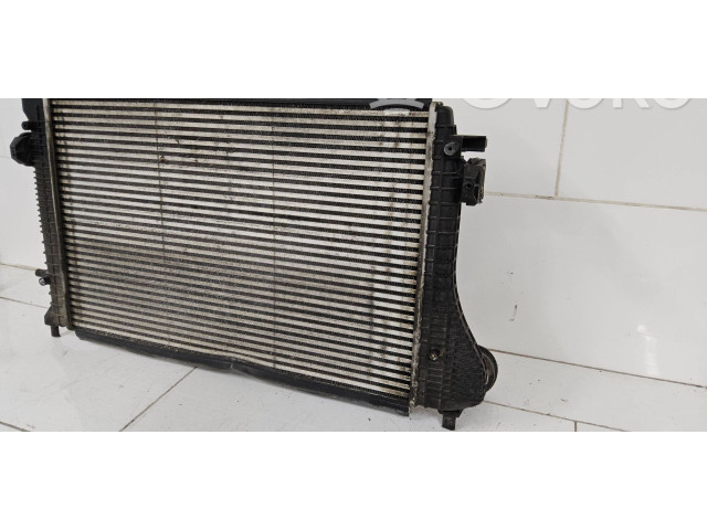 Интеркулер  1K0145803H   Volkswagen Touran I 