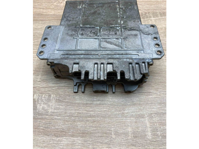 Řídící jednotka P04686660AC, 0281001333 Chrysler Voyager 1991