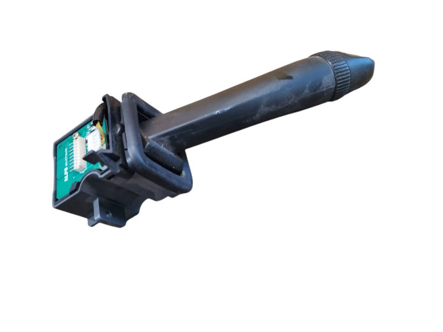 Ручка стеклоочистителей 8191545, 03W17D Volvo V70