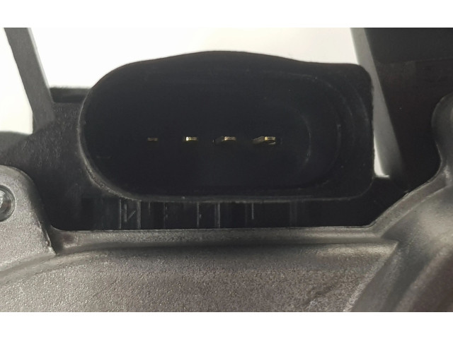 Моторчик заднего дворника 3V9955711, 3V9955711    Skoda Superb B8 (3V)