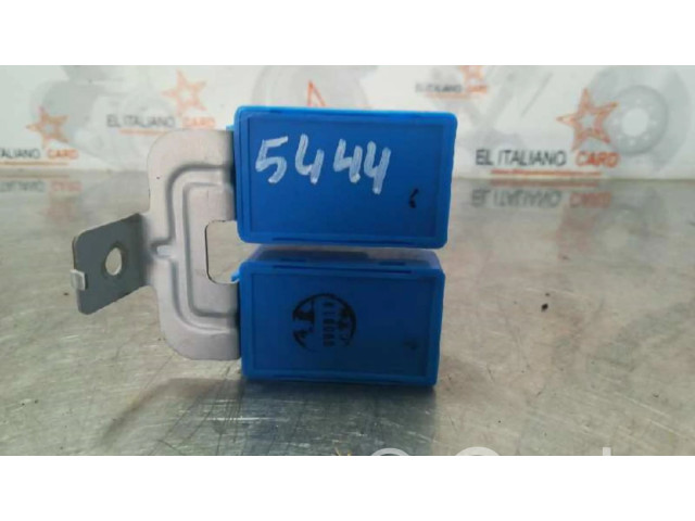 Блок предохранителей 968300X500 Hyundai i10