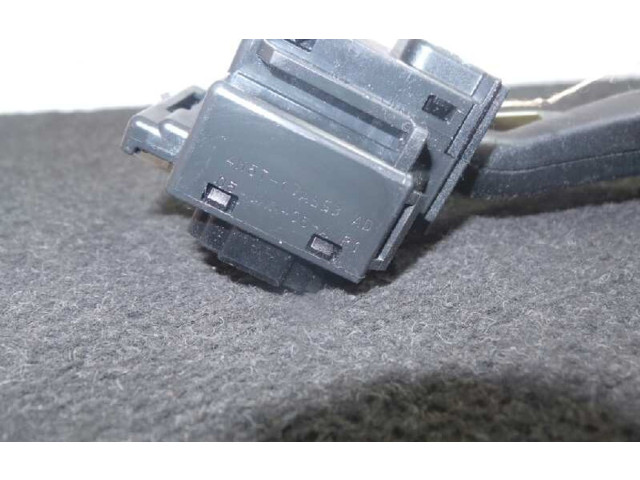 Ручка стеклоочистителей    Ford Focus