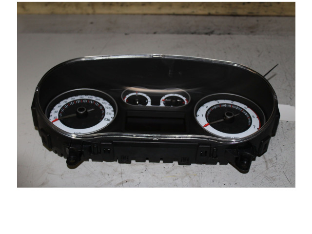 Панель приборов 52003379   Fiat 500L       