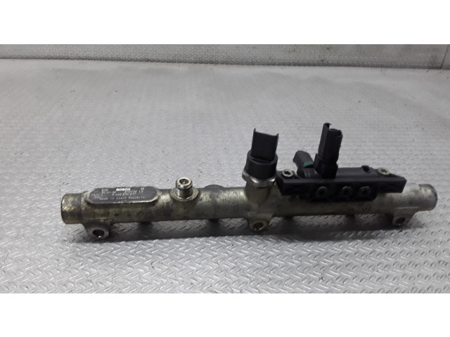 Топливная рампа 0445214017 Citroen C8 2.2