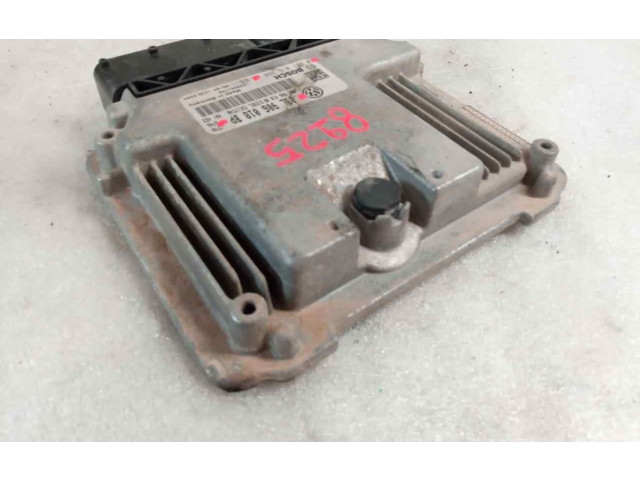 Блок управления двигателем Блок управления 03L906018BP Skoda Yeti (5L)