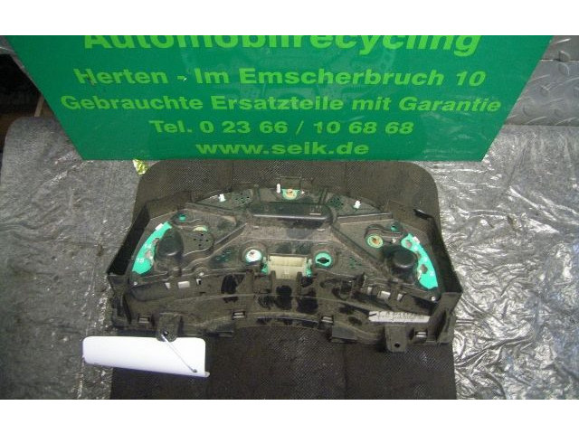 Панель приборов 13214770LN   Opel Meriva A       