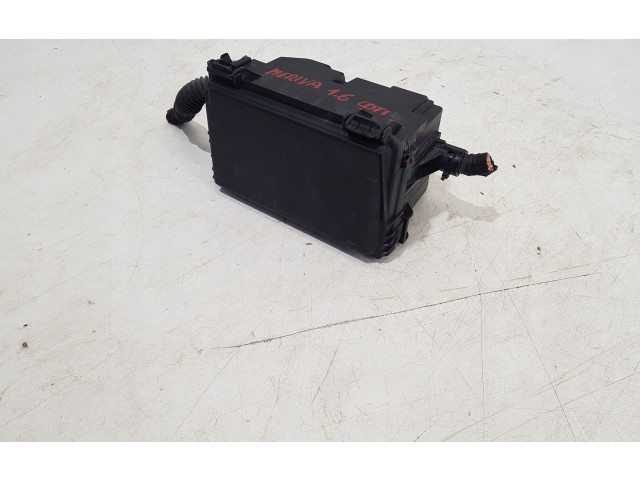 Блок предохранителей     Opel Meriva B    