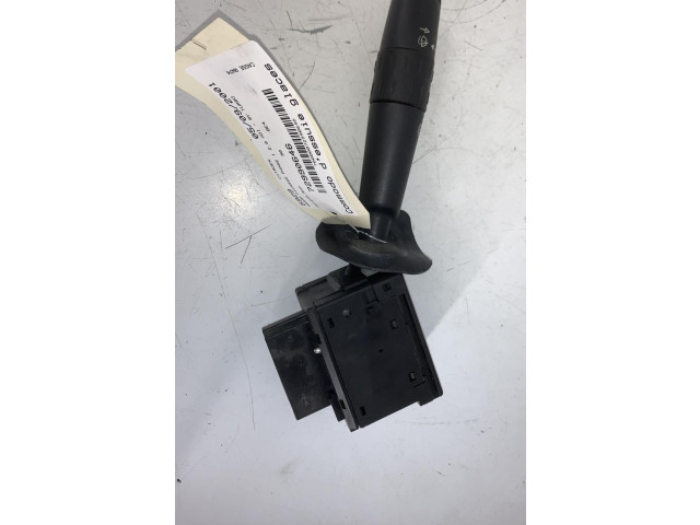 Ручка стеклоочистителей 623961 Citroen Xsara Picasso