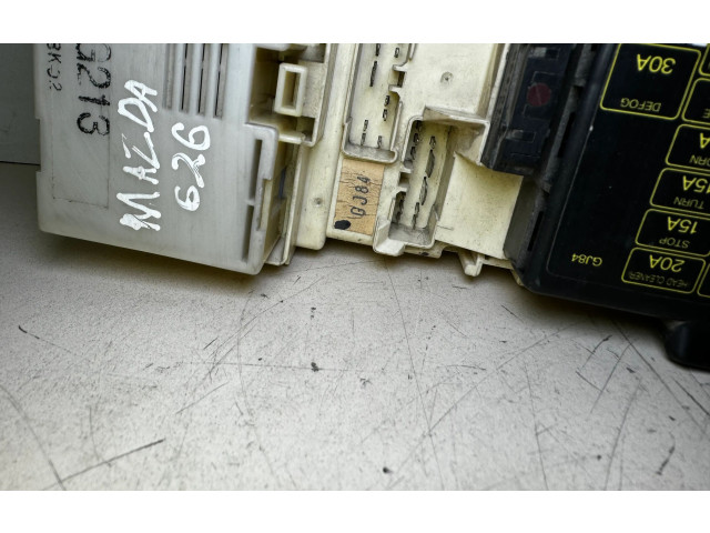 Pojistková skříňka GJ84, CG213 Mazda 626 2000