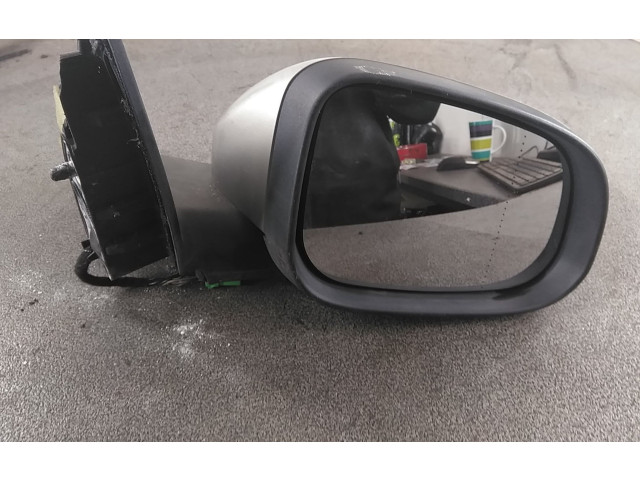 Зеркало электрическое Volvo V70 2000 - 2004 года