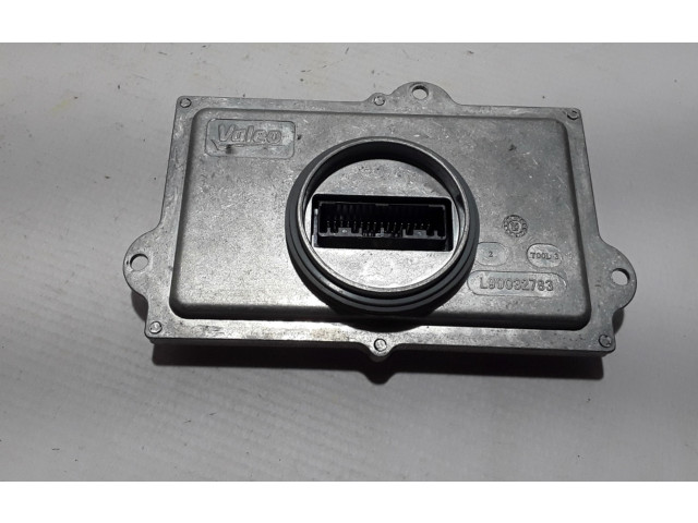 Радио/ проигрыватель CD/DVD / навигация