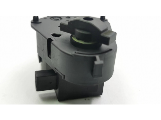 Двигатель задвижки потока воздуха