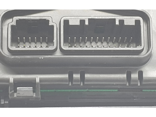 Блок управления климат-контролем BHT161190E, BHT161190E Mazda 3 II