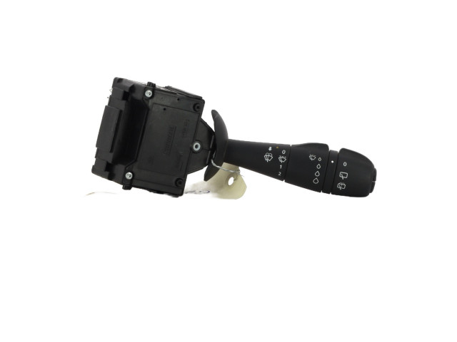 Ручка стеклоочистителей 8201168013 Renault Clio IV