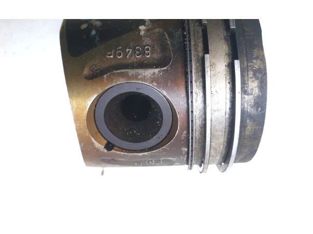 Píst 8349P Mercedes-Benz E W212 OM 651.925