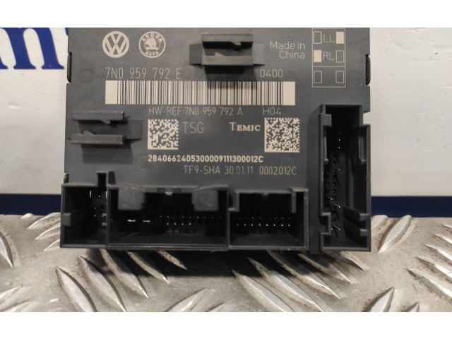 Блок комфорта 7N0959792E, 7N0959792A Skoda Yeti (5L)