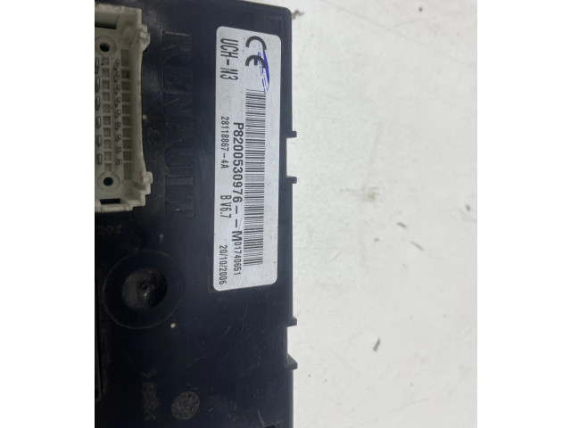 Блок комфорта P8200530976 Renault Trafic II (X83)